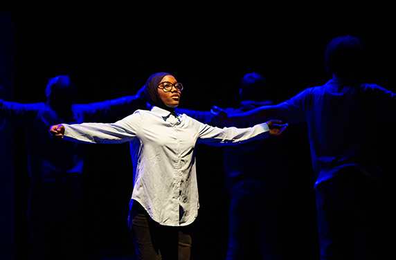  - RESTITUTIONS CROISÉES