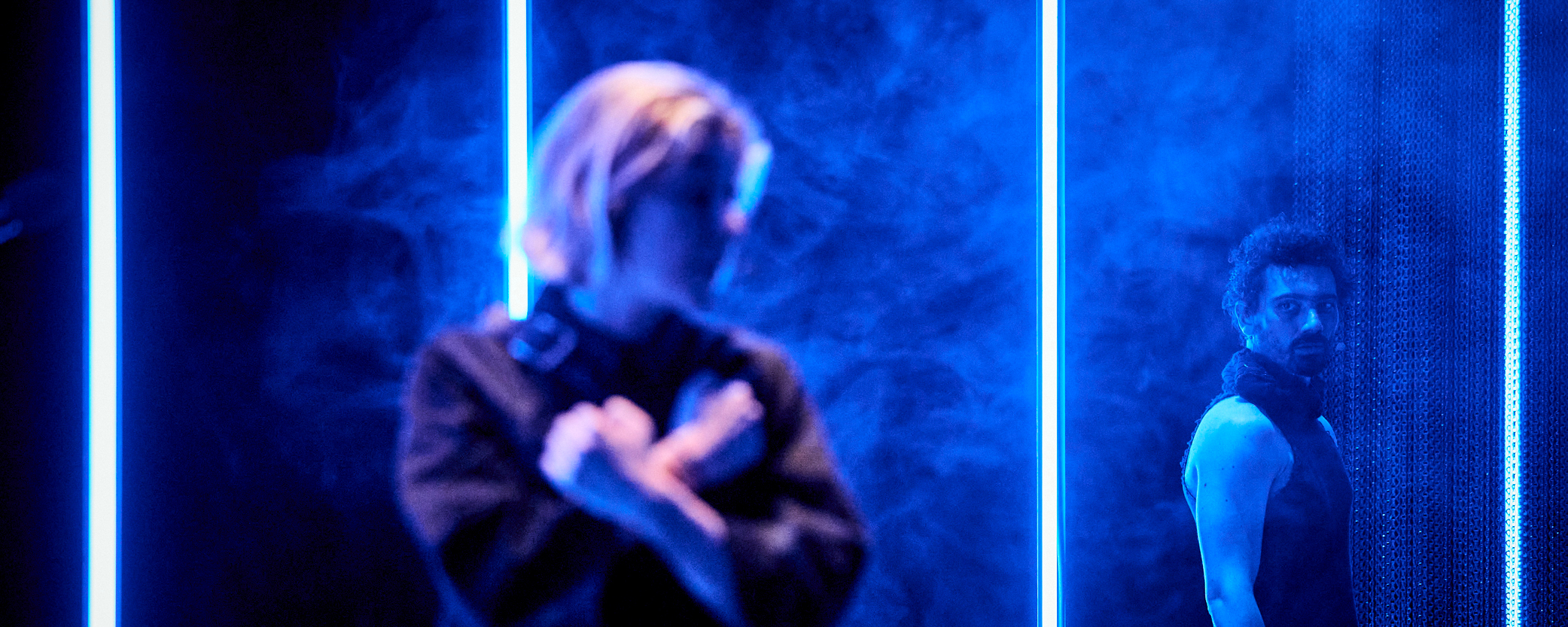 JULIA</br>(NOUS NOUS RETROUVERONS LÀ OÙ IL N’Y A PLUS DE TÉNÈBRES) - Collectif NightShot